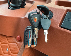 Cargo Транспортер Heavy T-1400 бус товароносимост 1200 кг. с пълна окомплектовка сертификати снимка 243